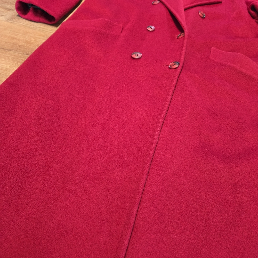 Elegant Red Women's Coat - Picture 2 of 12